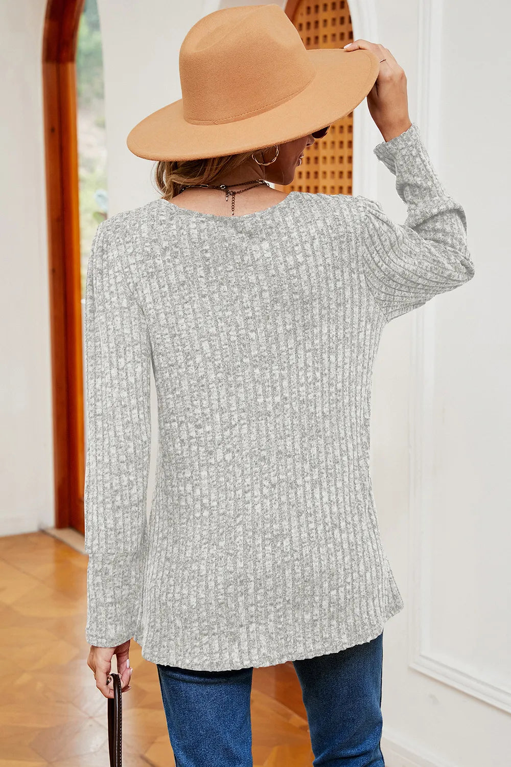 22163102-579b-4163-8d81-84d07fcacb80-Max