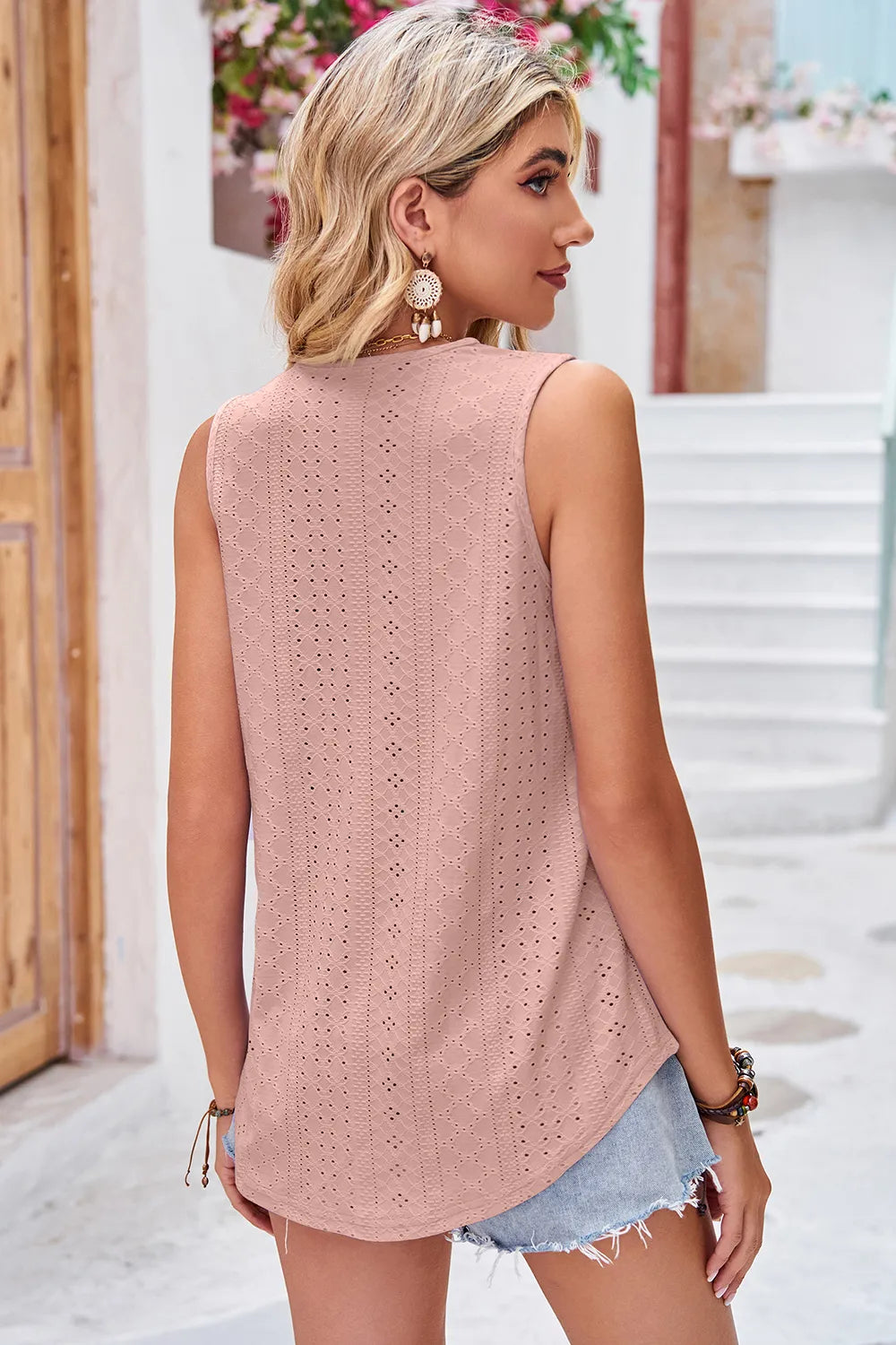 49b6ce1b-93bb-4ef3-9fd5-e37519261b5d-Max