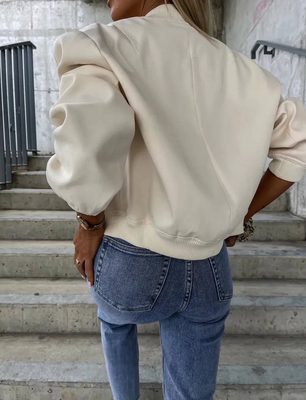 8d95363e-8f9b-4c20-ae35-ce3d4f3ac1b7-Max